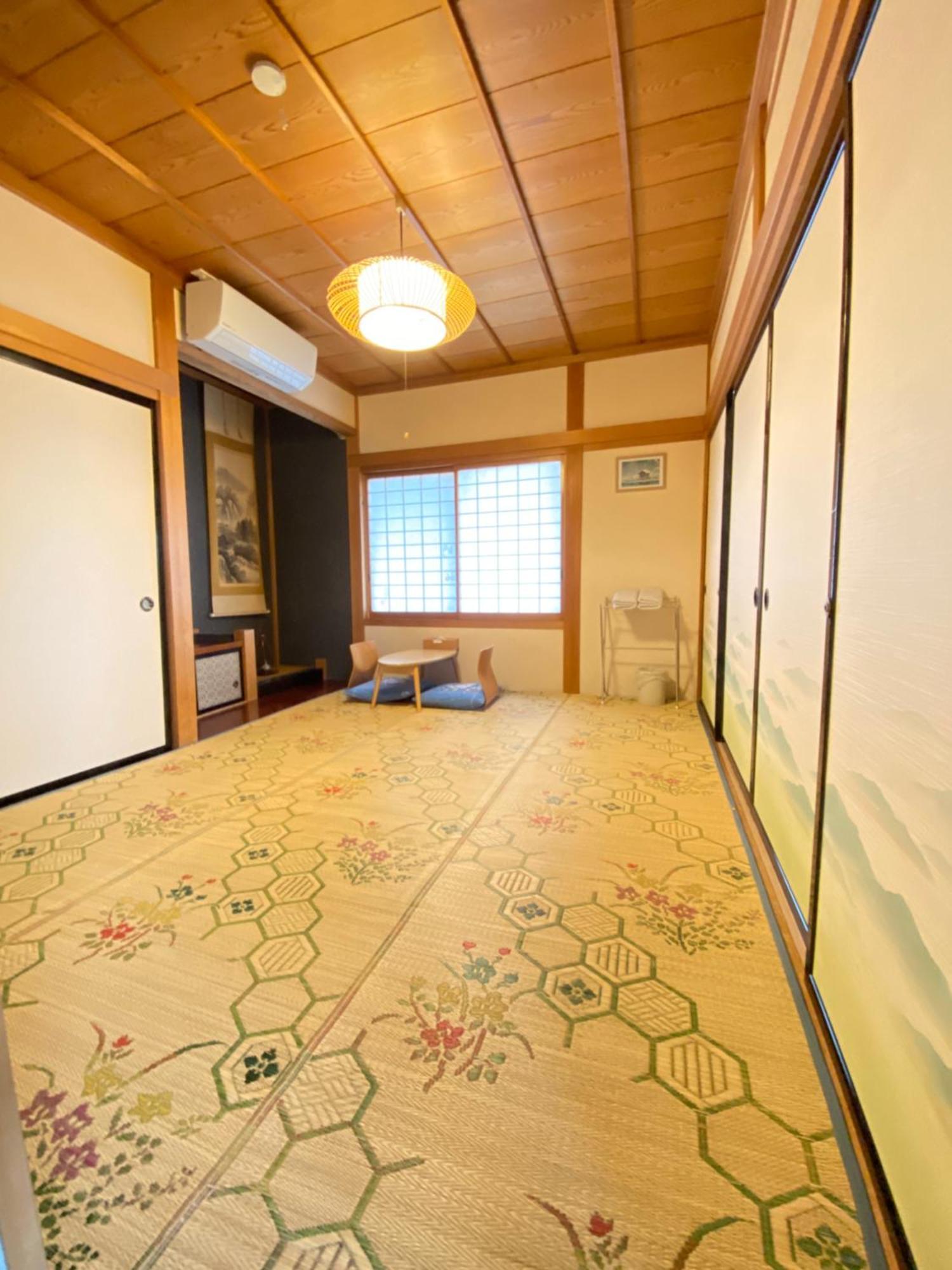 Guest house Takayama Hanzansha *